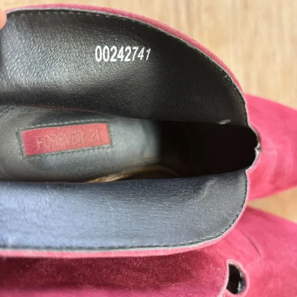 FOREVER 21 Red Maroon Faux Suede Point Toe High Heel Stiletto Ankle Booties 5.5 - Picture 9 of 11